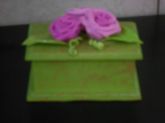 PORTA JOIAS COM ROSAS  PEQUENO